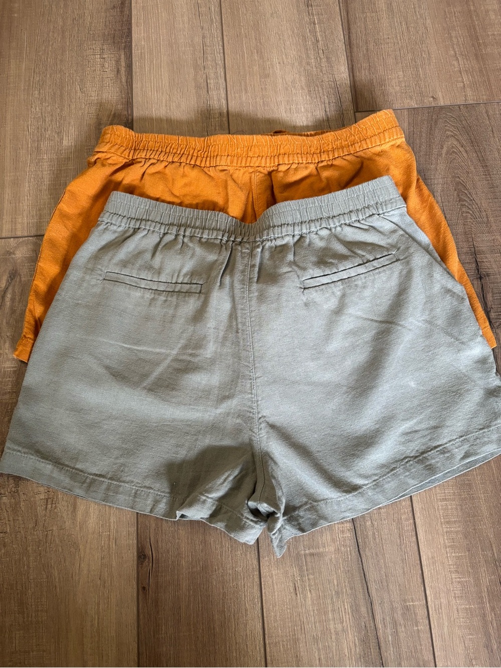 J. Crew Women's Olive and Mustard Drawstring Athletic Shorts Small - Picture 2 of 5